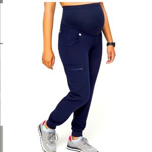 Zamora Maternity Jogger Scrub Pants